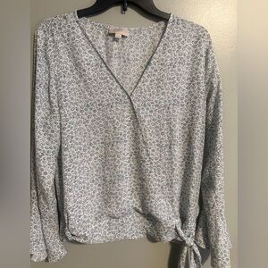 LOFT White Dainty Floral Faux Wrap Tie Waist 3/4 bell sleeve size medium